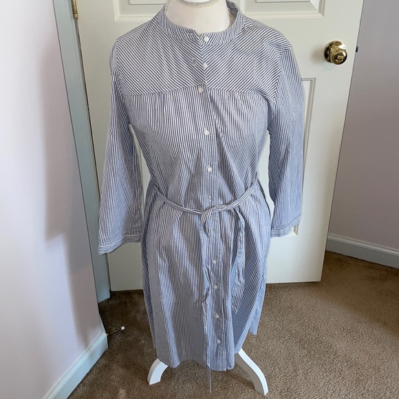 Banana Republic Factory Dresses & Skirts - LAST CHANCE - Banana Republic Blue White Striped Button Down Dress